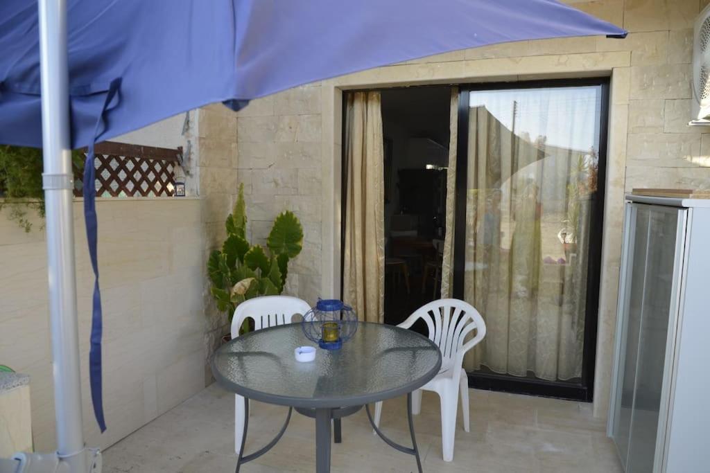 Isabella Court Townhouse Near Venus Beach And Lidl Paphos Buitenkant foto